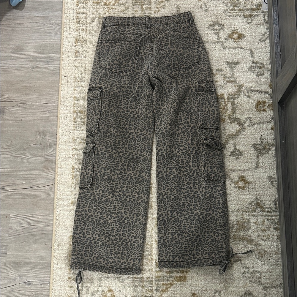 Fashion Nova Women's Olive Leopard Cargo Straight Leg Jeans - Picture 4 of 7